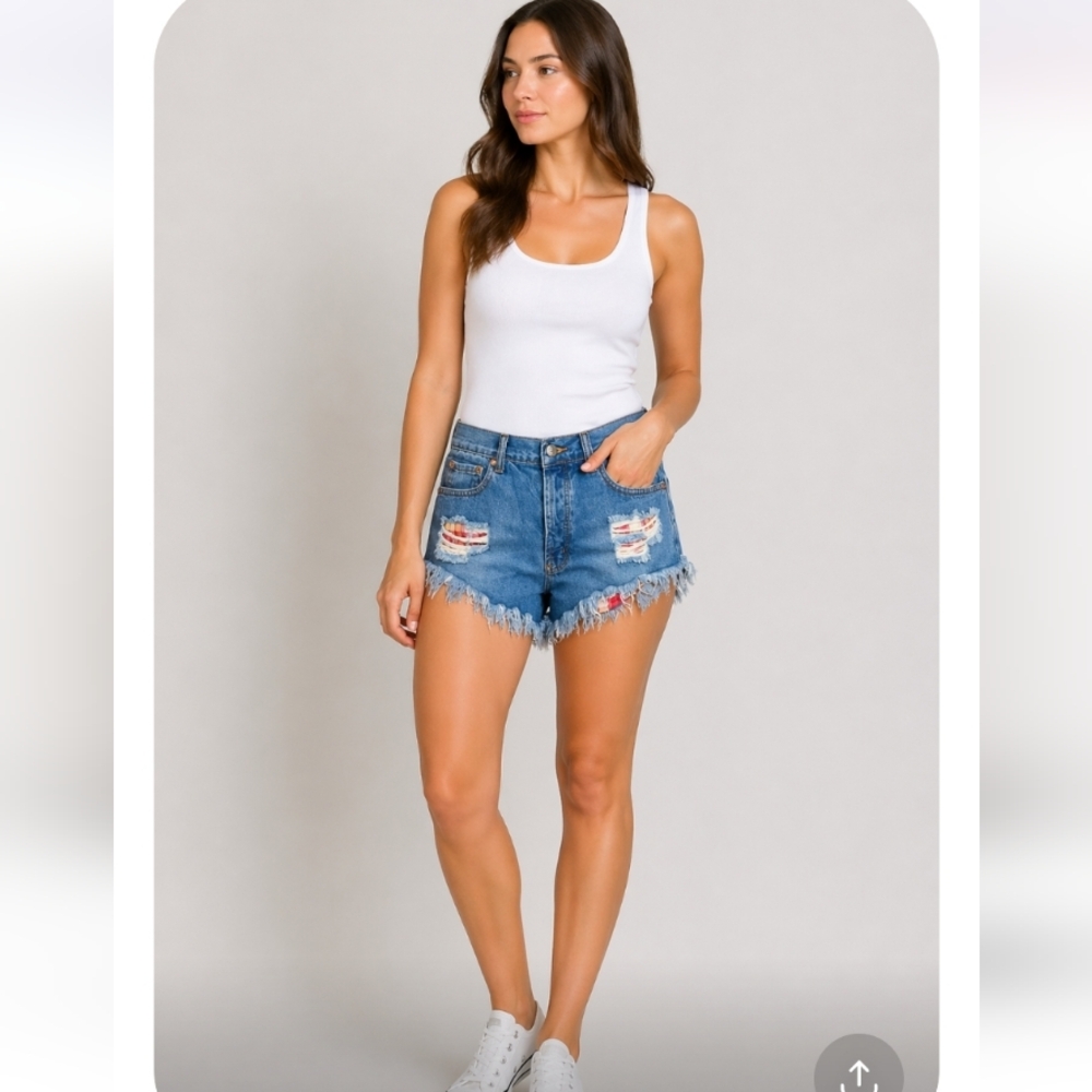 Signatures Distressed Cut Off Button Fly Shorts Large